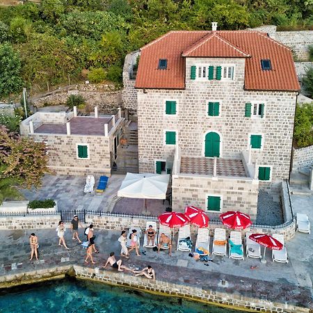 Apartments Barizon Lustica Exterior photo