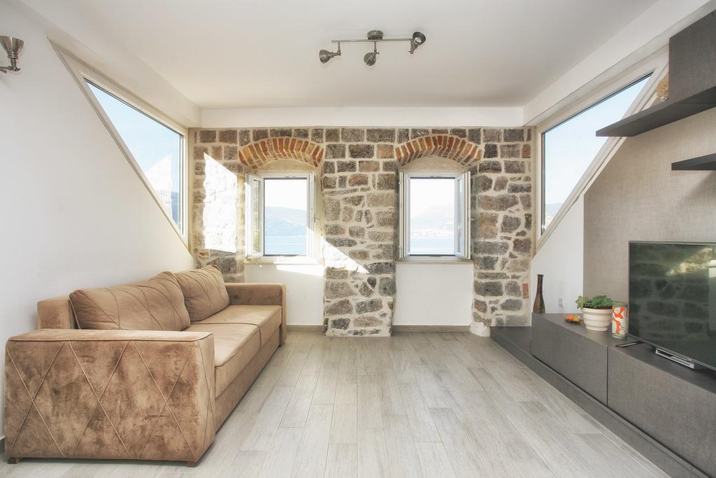 Apartments Barizon Lustica Exterior photo
